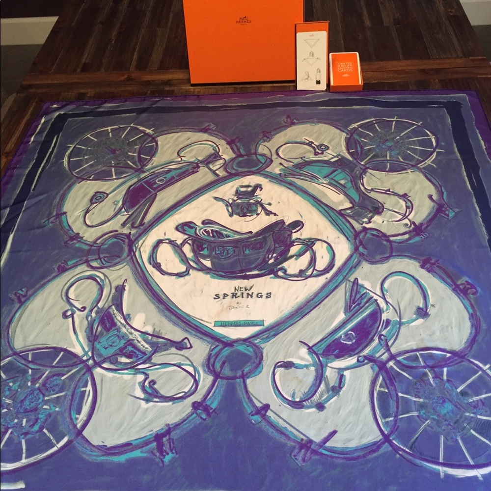 HERMÈS-PARIS New Springs Scarf